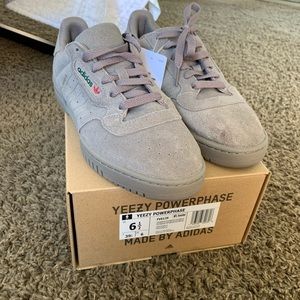 YEEZY Powerphase